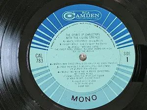 The Spirit of Christmas with the Living Strings (Mono) Album